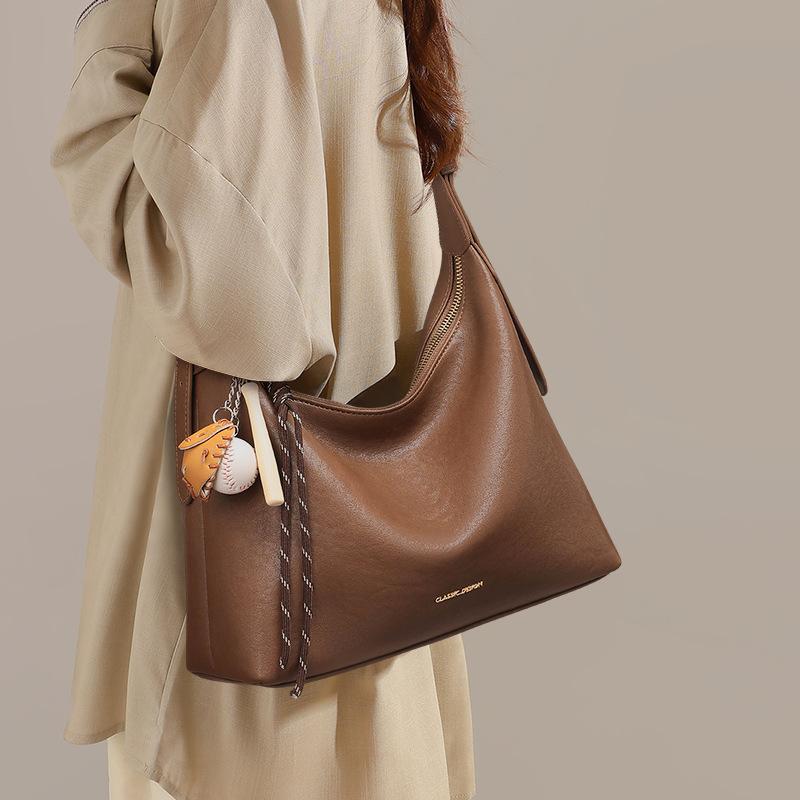 

Bags Women s new messenger bags Leather women s bags Hobo bags Premium single shoulder armpit bags Commuter bags коричневый