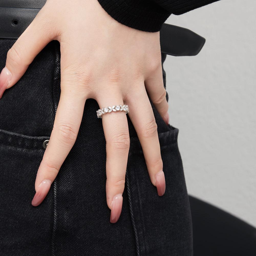 925 Silver Women's Oval Rhombus Diamond Ring - Niche, Light Luxury Design