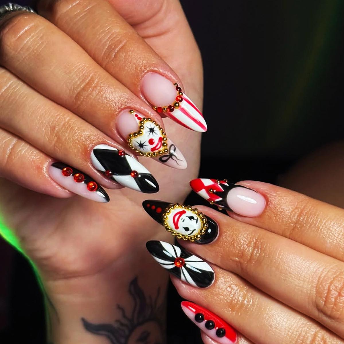 Winter Christmas Nail Art Set - Clown Prank Design (24 Pieces)