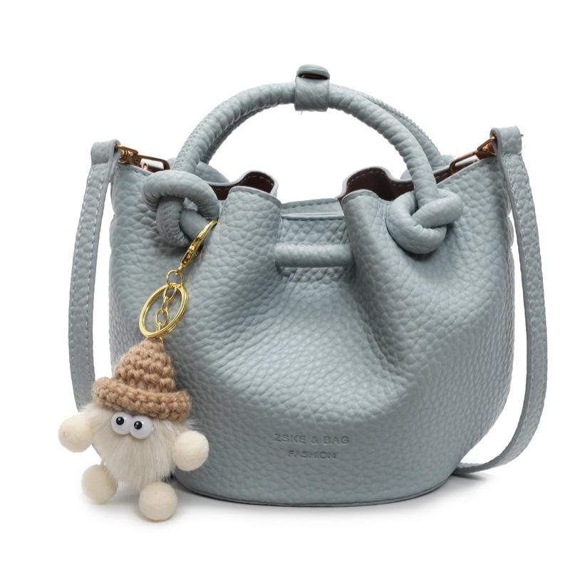 Handbag Fashion Versatile Work Commuter Bag Women's New Messenger Bag