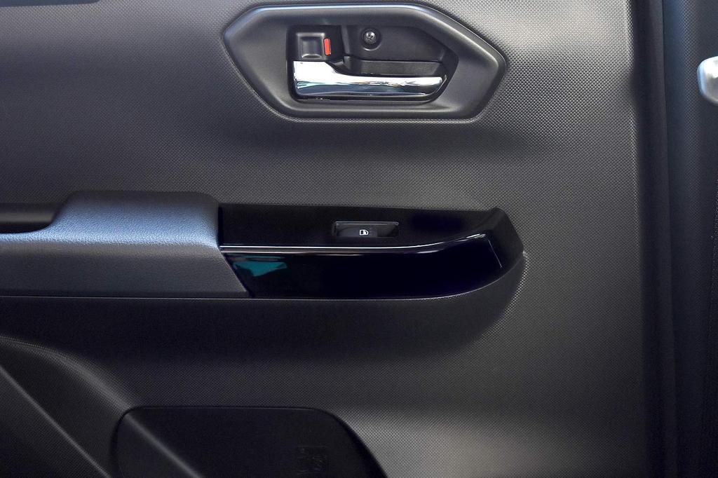 SecondStage PWSW Door Switch Panel for Toyota Raize 200 Piano Black Series, (T468BLK)