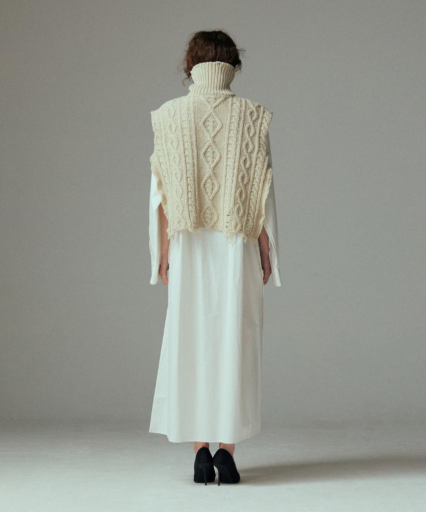 Meuameu Asymmetric Logo Long Shirt