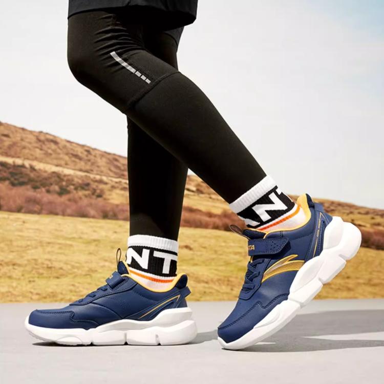 Anta Kids Synthetic Leather Comfortable Versatile Lightweight Shock Absorbing Low Top Running Shoes Kids Sneakers Blue White A312345567H-7