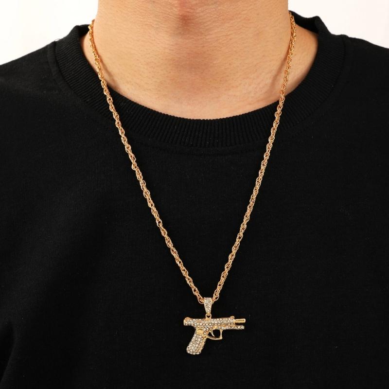 Stylish Submachine Guns Pendant Dazzling White Gold Plated Chain Hipsters Streetwear Diamond Accessory for Women and Men