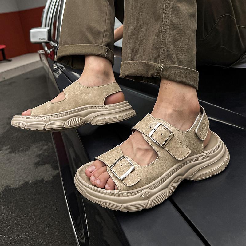 Fashion Trendy men's summer beach shoes Luxury designer classic style daily work Fashion outdoor street Versatile soft soled sandals
