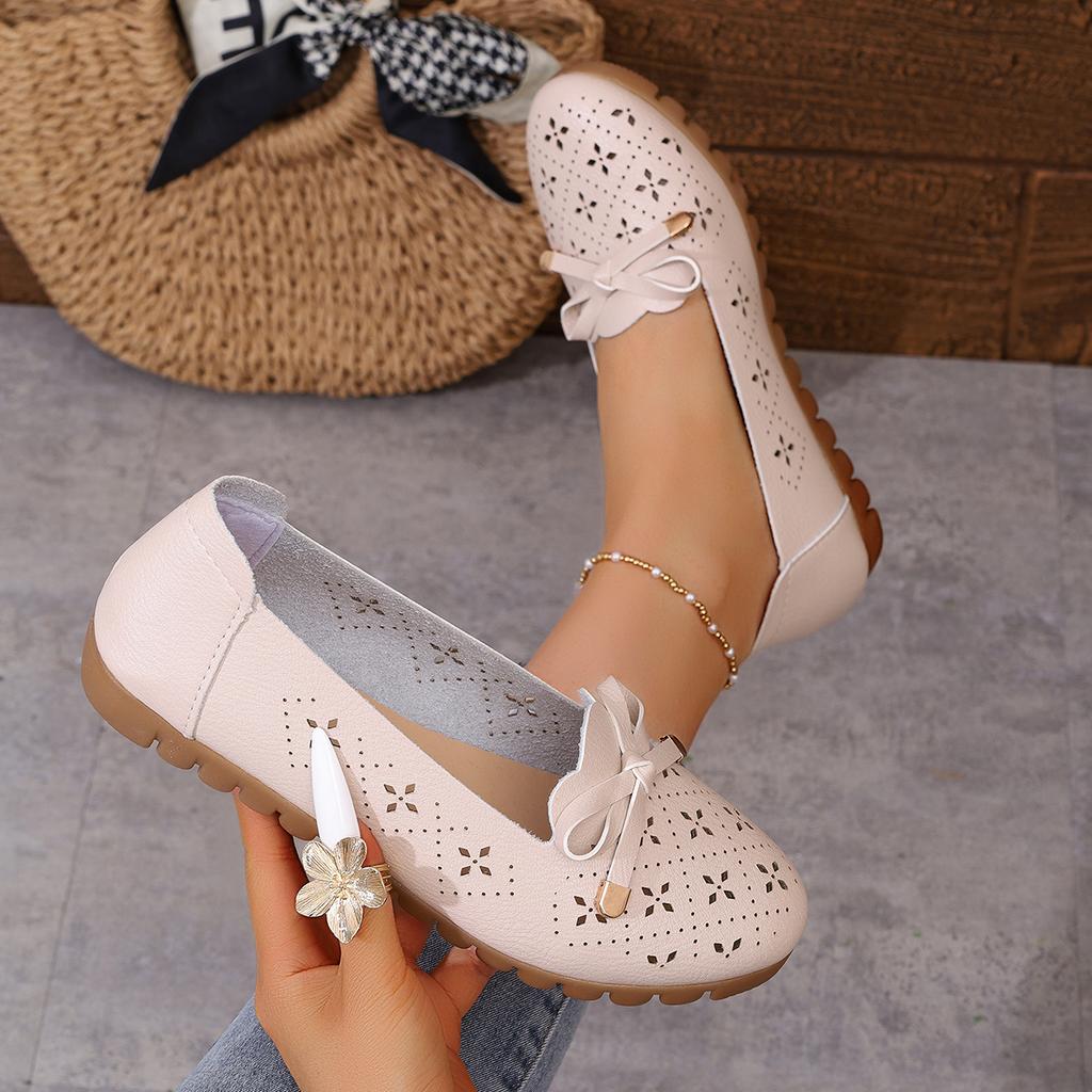 Fashion Women Flats Sandals 2025 Spring Summer Hollow Breathable Flat Casual Sandals Outdoor Comfortable Women Shoes Zapatos De Mujer