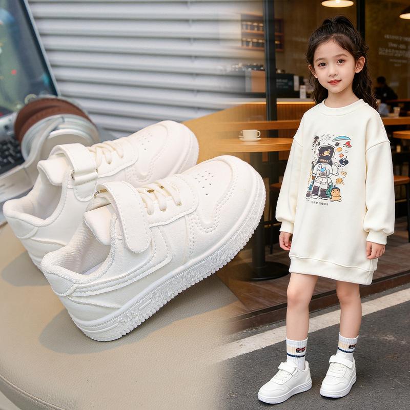Boys' and girls' white sneakers, new spring and autumn shoes, children's non-slip casual sneakers, soft-soled baby sports shoes