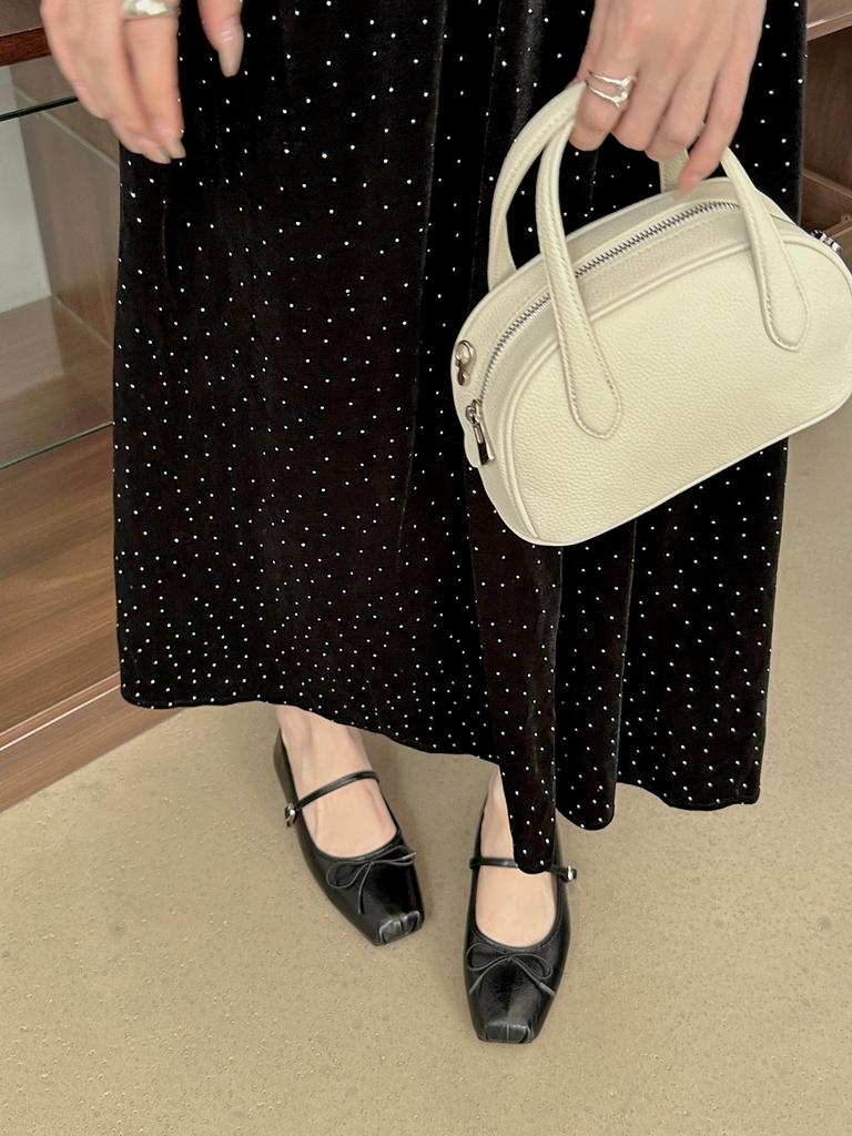 2025 Autumn and Winter New French Retro Square Head Shallow Mouth Single Shoes Women's Versatile One-word Belt Ballet Shoes Women