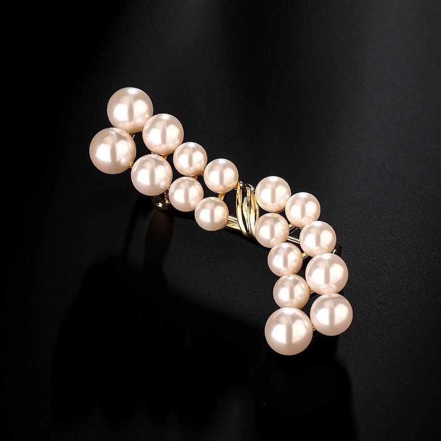 

Простая и элегантная брошь с чувством дизайна, Изысканная жемчужная брошь высокого класса для женщин, Индивидуальная и элегантная брошь