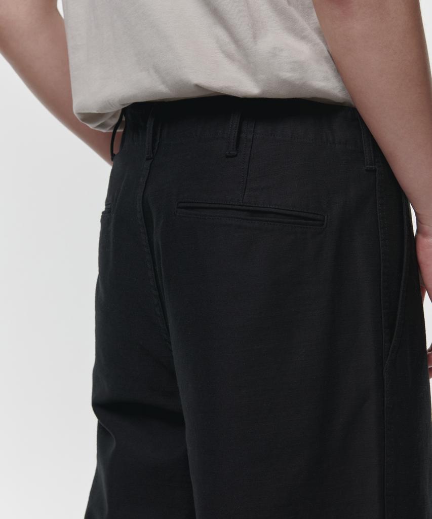 MUSINSA STANDARD Back Satin Officer Pants [Black]