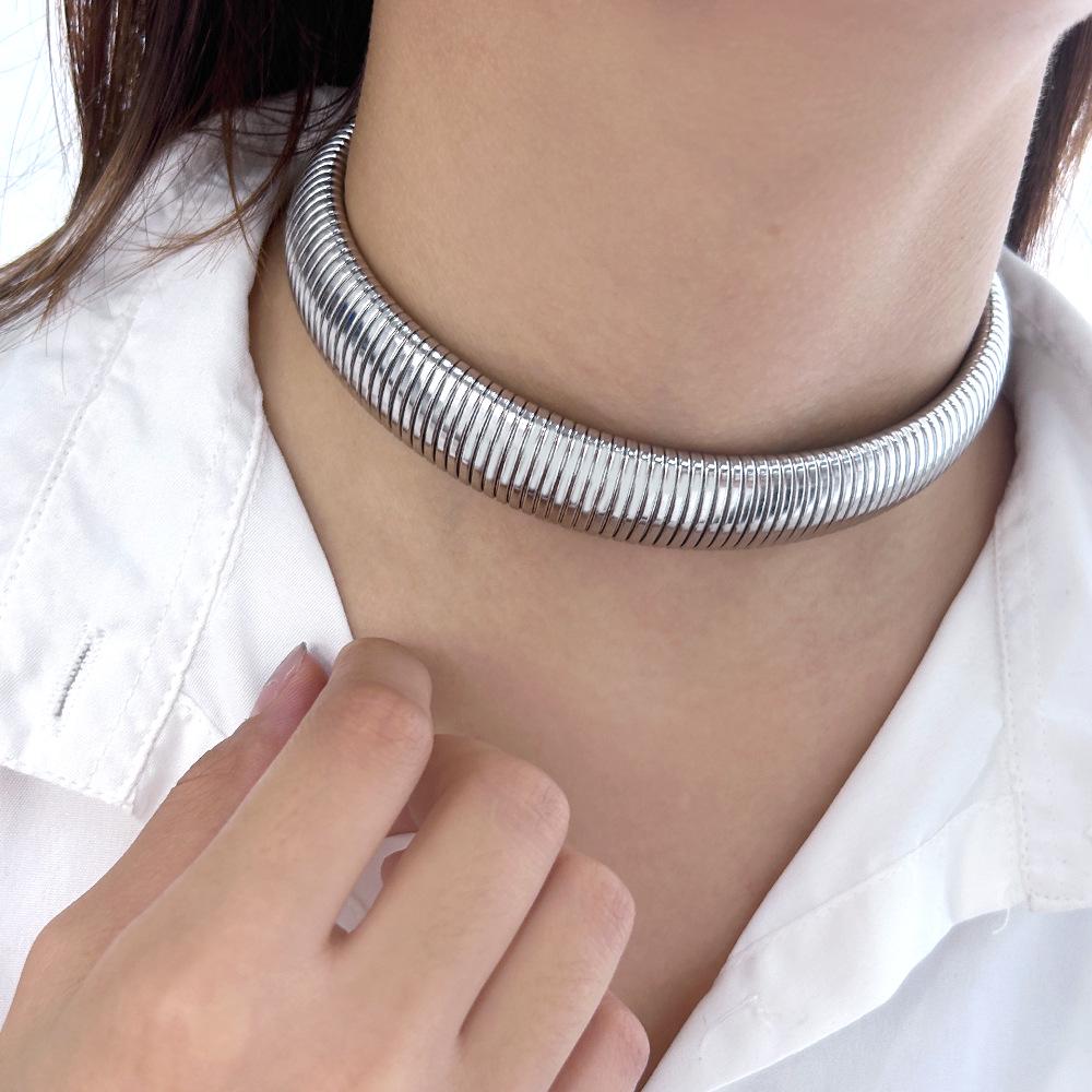 European Punk 18K Gold Titanium Steel Elastic Choker Necklace with Goose Throat Collar