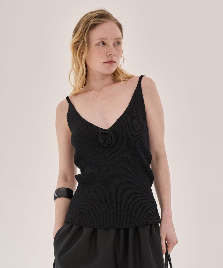GRIDAJ Scoop Sleeveless Knit Top _ Black