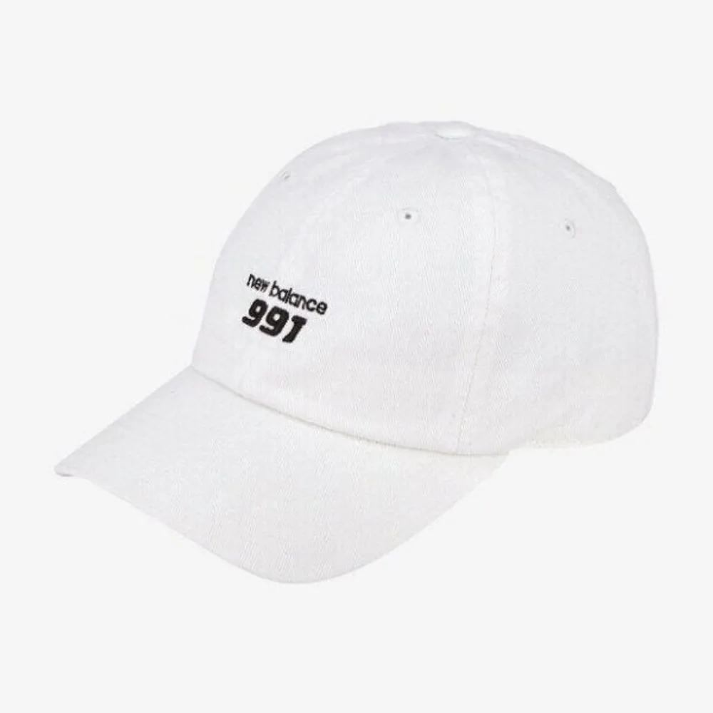 [New Balance] Cap OQK NBGDDAE107-10 Essential 991 Ball Cap white series