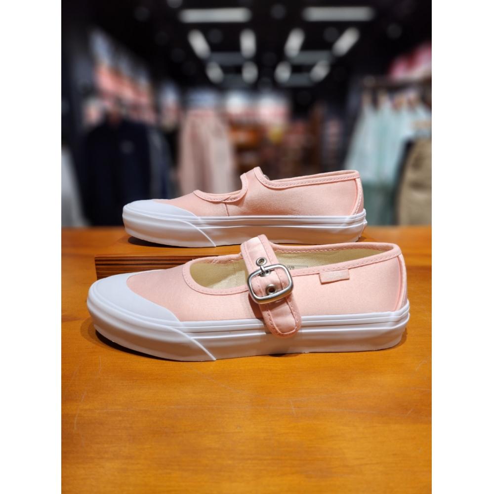 

Vans [Vans] Детские кроссовки Мэри Джейн Розовые Vn000crxchn Pink/210
