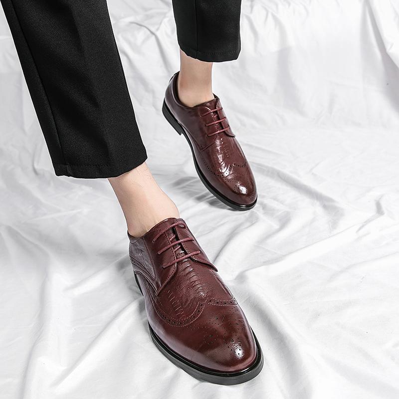 Quality Casual Men Leather Oxford Shoes Fashion Lace-up Wedding Men Brogue Shoes Male Formal Business Gentleman Office Low Shoes