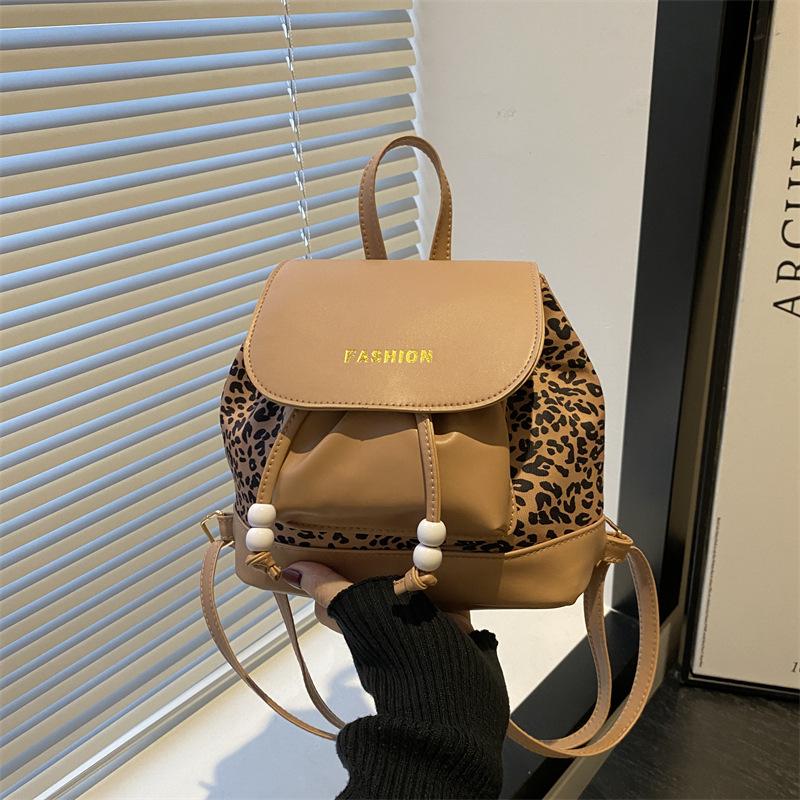 

Korea Vintage Academy Backpack Women s 2025 New Versatile Autumn and Winter Fashion Backpack Bucket Niche Shoulder Bag хаки