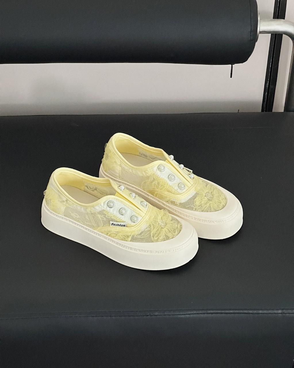 

Summer new breathable little white shoes women s shoes lace mesh platform casual shoes one pedal lazy shoes board shoes 35 жёлтый