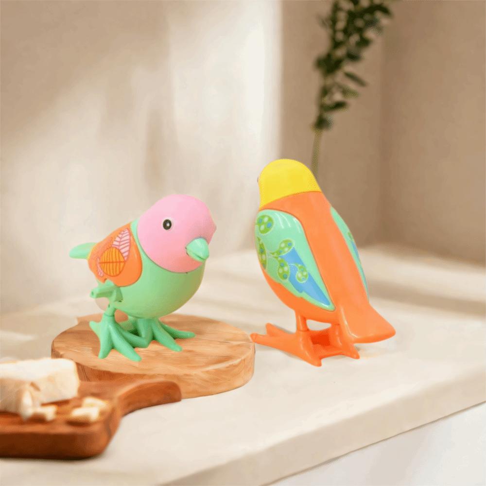 1pc Color Random Clockwork  Bird Toy Plastic Cartoon Jumping Bird Spring-Powered Magpie Toy  Gift