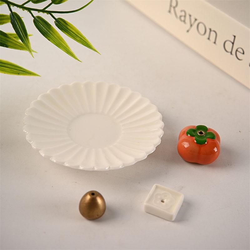 Elegant Petal-Shaped White Ceramic Incense Stick Holder - Zen Home Decor
