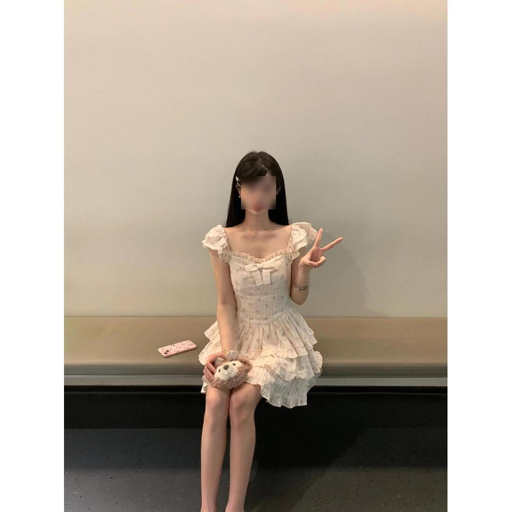 Sweet girlish lace small flying sleeves floral dress first love pure milk sweet gentle wind fluffy princess skirt