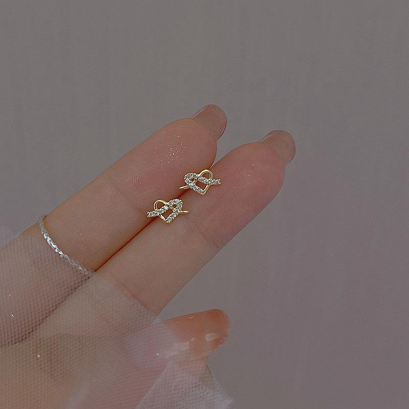 

Серьги-гвоздики Love Femininity Романтичные серьги-узлы в форме сердца с бриллиантами на каждый день для работы и поездок на работу Осенние и зимние украшения