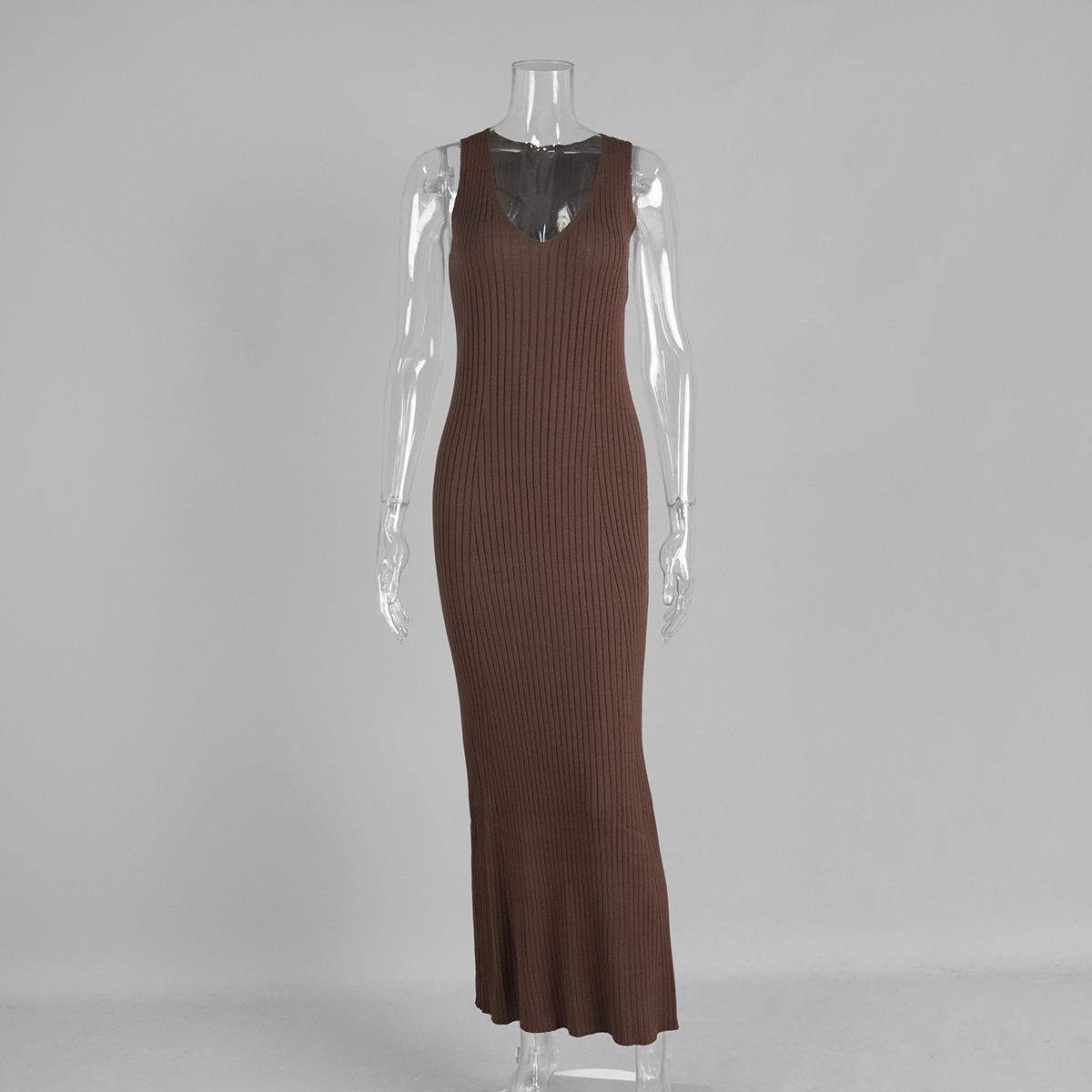 Платье на бретелях вязаное европейское и американское летнее новое с широкими плечами внутреннее длинное платье облегающее вязаное платье S коричневый