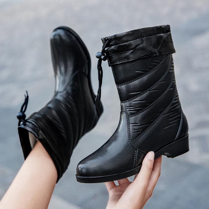 2025 women's new water shoes winter velvet thermal shoe cover rain boots fashion outdoor mid tube rain shoes women