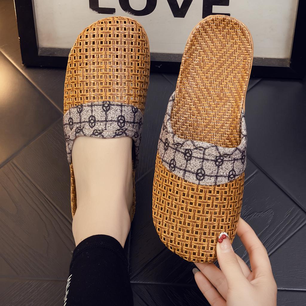 Linen slippers summer breathable rattan straw mat woven flat bottom men's and women's spring and autumn European indoor cool slippers small daisies