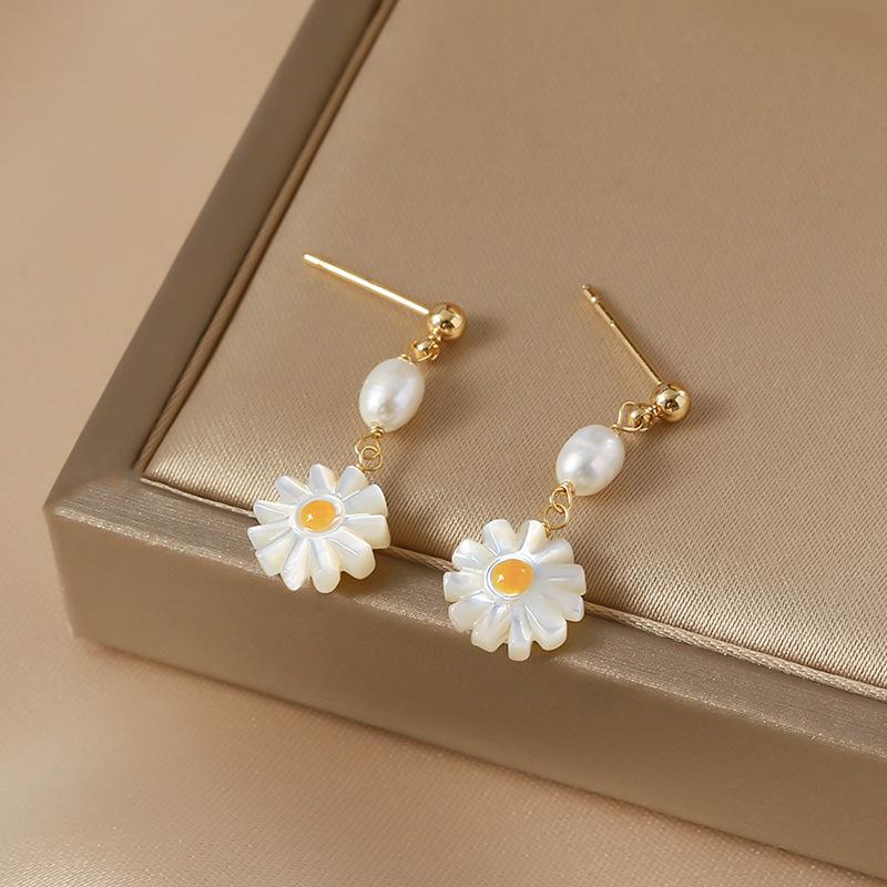 

Natural Freshwater Pearl Filled Sweet Sunflower Women s Tassel Earrings Female Jewelry Gift RH08-63