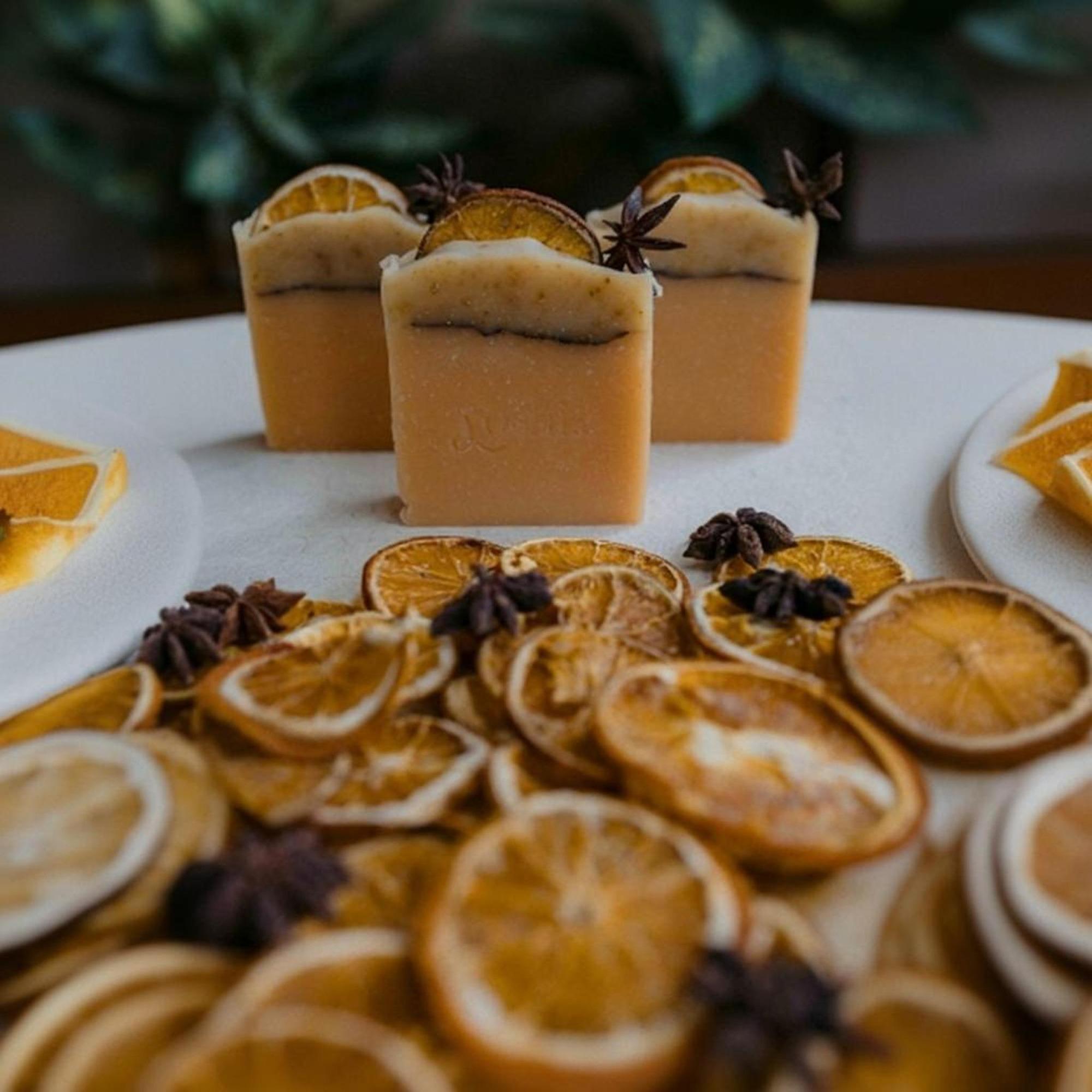 Spiced Orange Cold Process Soap Bar – Shea, Mango Butter, Red Clay, Orange Peel & Cinnamon, 100g Pack of 2 оранжевый