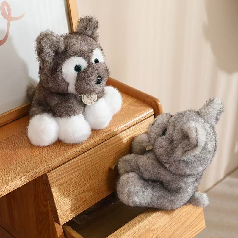Nuovi Morbidi Peluche Seduti di Piccoli Cani Lupo Bambole Cucciolo Husky Morbide e Soffici Compagni Adorabili Animali Domestici Regalo di Compleanno per Bambini