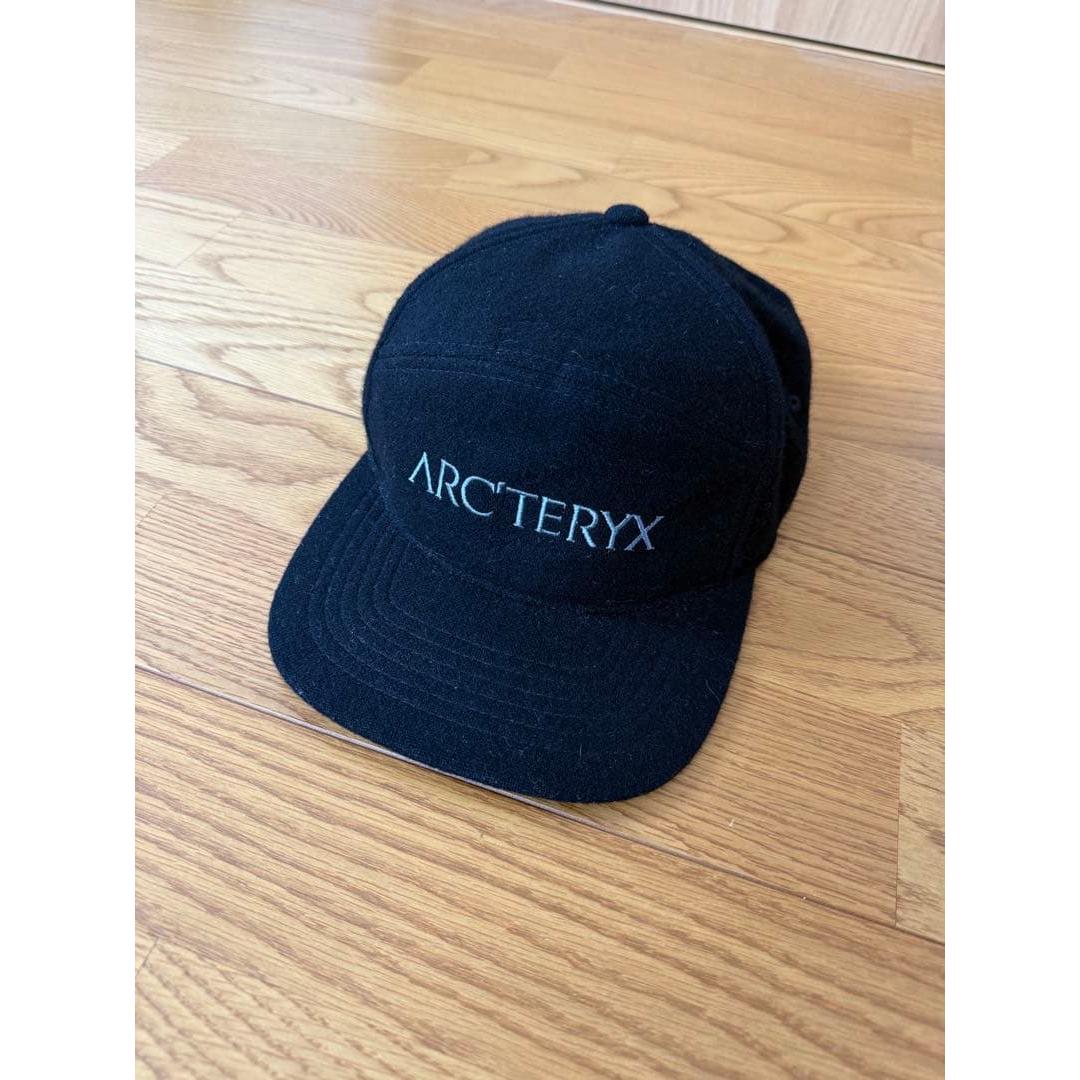 Used ARC TERYX BLACK WOOL CAP