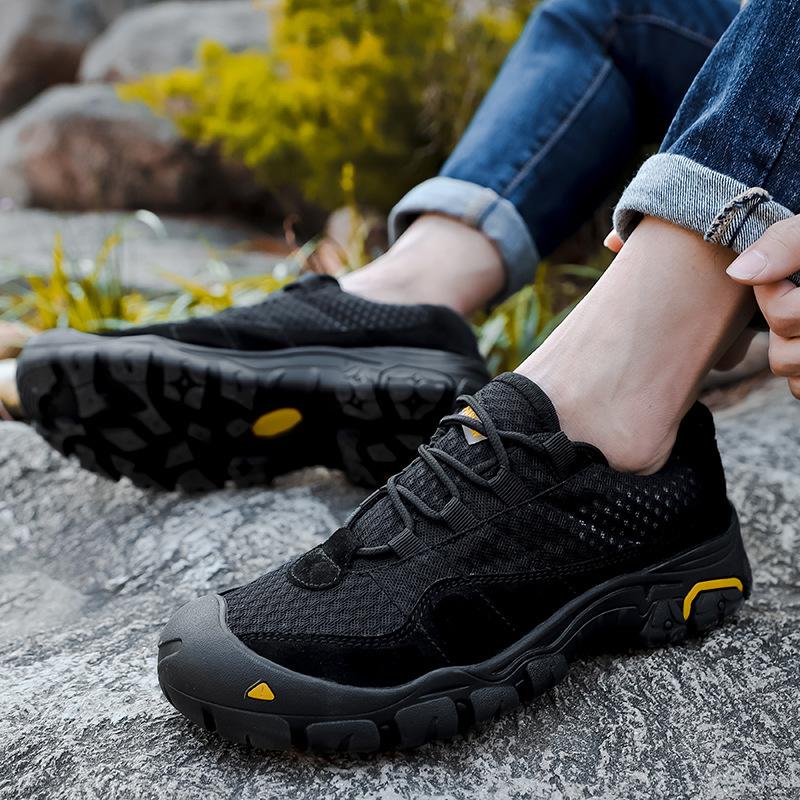 safety work sneakers