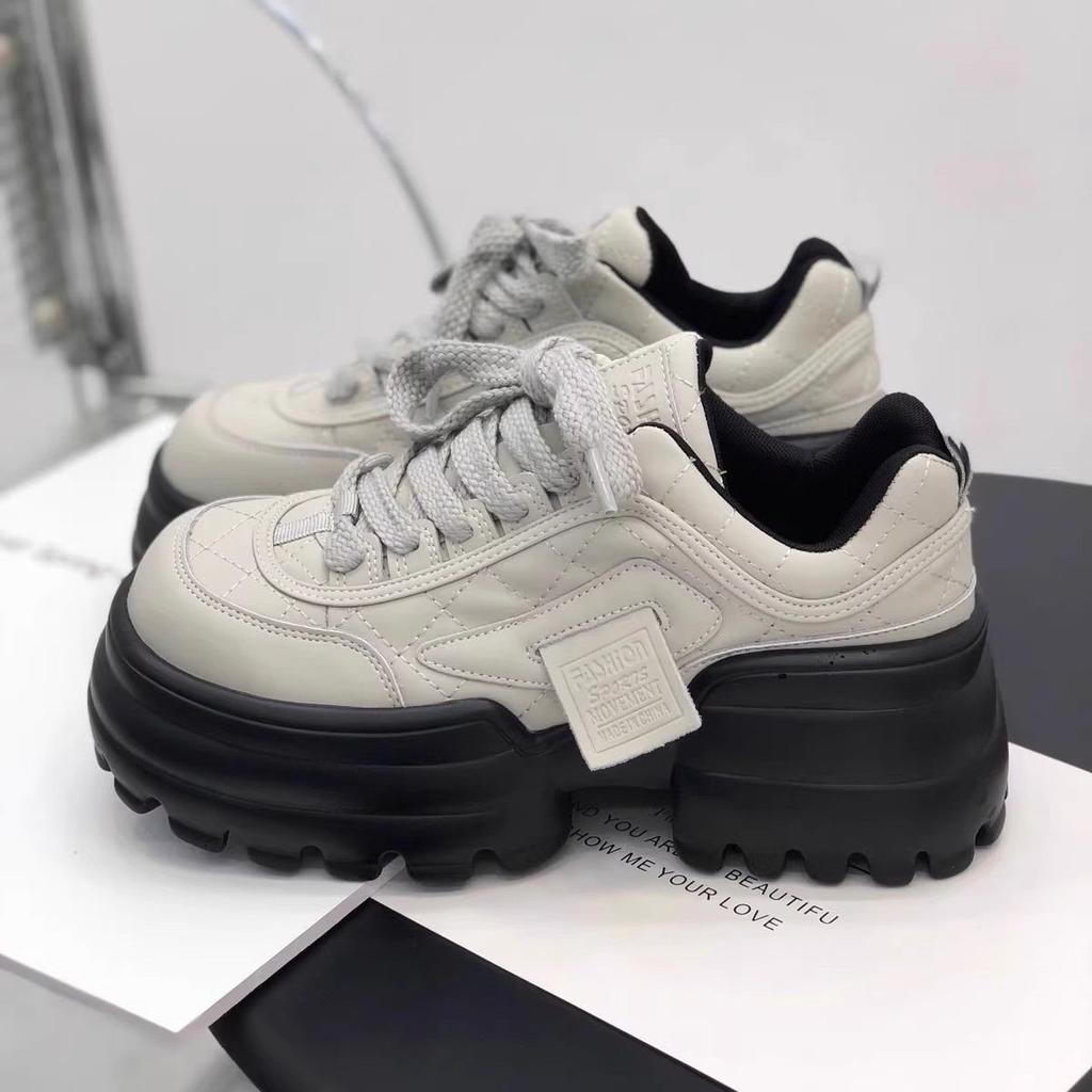 Niche Retro Muffin Dad Shoes Women's 2025 Spring New Heightened Platform Casual White Shoes Versatile Sports Shoes