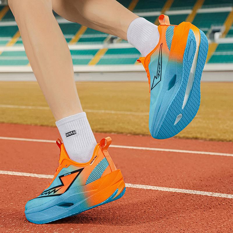 Koşu Ayakkabıları Karbon Plaka Özel Maraton Erkek Spor Dış Mekan Nefes Alabilir Hafif Kadın Rahat Atletik Kaymaz Günlük Spor Ayakkabı