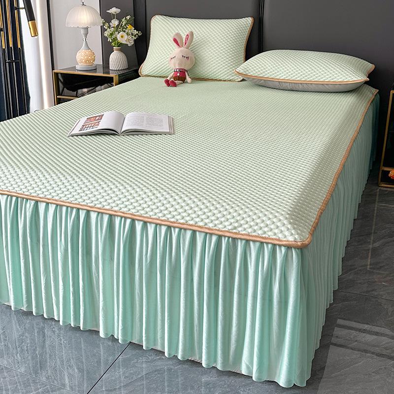 Ice Bean Mat Cool Bedspread Set - Fitted Sheet Style for Dorms, Air-conditioned Rooms, Ice Silk Feel.