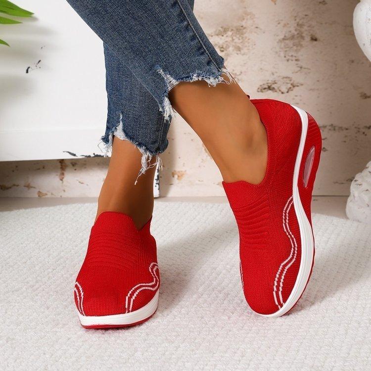 Large size fly-woven casual single shoes for women's spring and summer new slope heel air cushion breathable casual single shoes for women