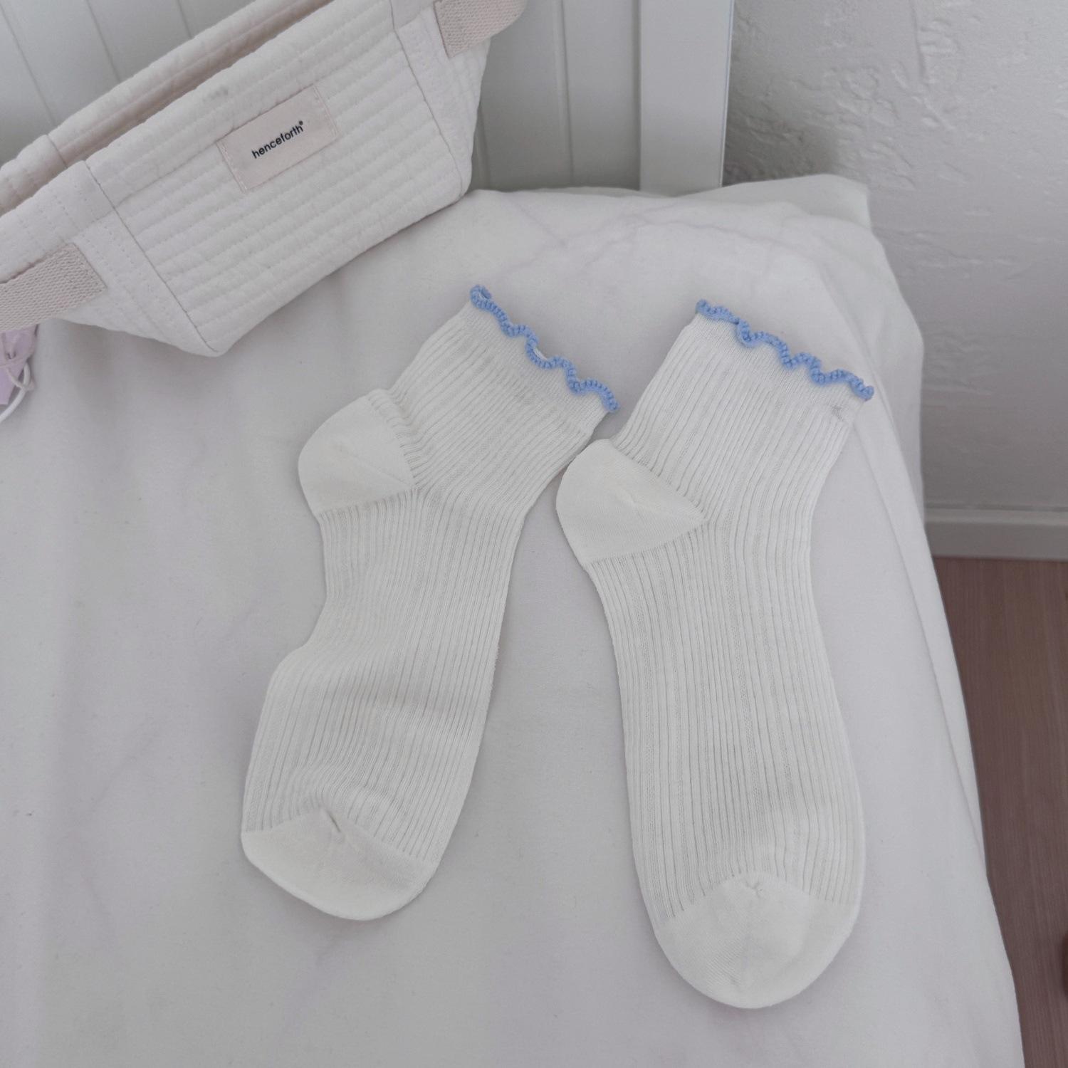 

Простые и универсальные короткие носки контрастных цветов с цветочным узором, дышащие сетчатые носки в вертикальную полоску для женщин 1 pair синий/белый