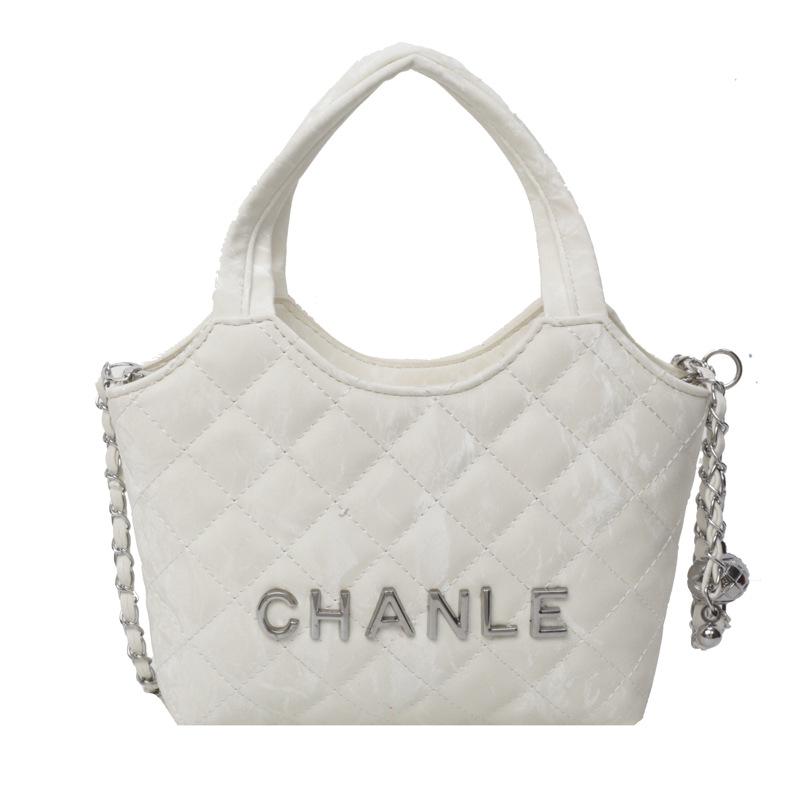 

Bag women s new spring and summer fashion shoulder messenger bag high-end women s portable diamond chain bag белый