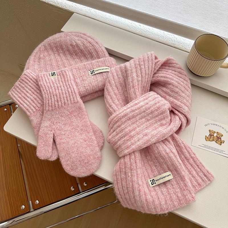 3Pcs Set Winter Hat Scarf Touchscreen Gloves Unisex Knitted Warm Beanie Neck Warmer Gloves Set For Autumn Winter Outdoor Daily Wear
