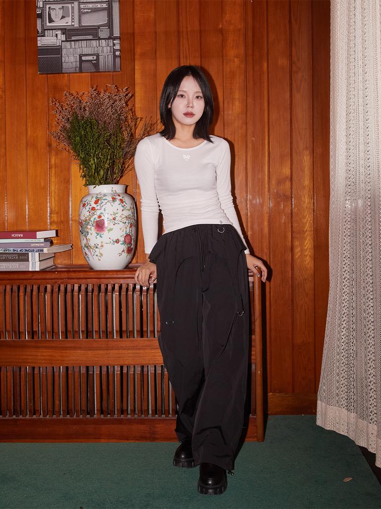 THE GREEN LAB Metal Embellished String Jogger Pants [Black]