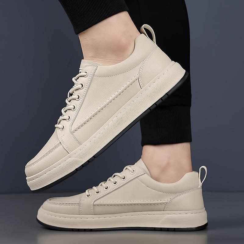Fashion New Men Leather Flats Handmade Mens Skate Shoes Casual Round Toe Sneakers Luxury Brand Man Walking Footwear Men Casual Shoes