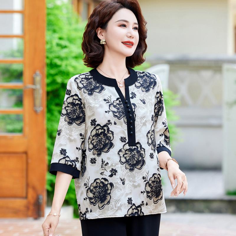 Summer Fragmented V Neck Middle Aged Elderly Mom's Shirt Noble Temperament Enlarged Loose Fit Shirt