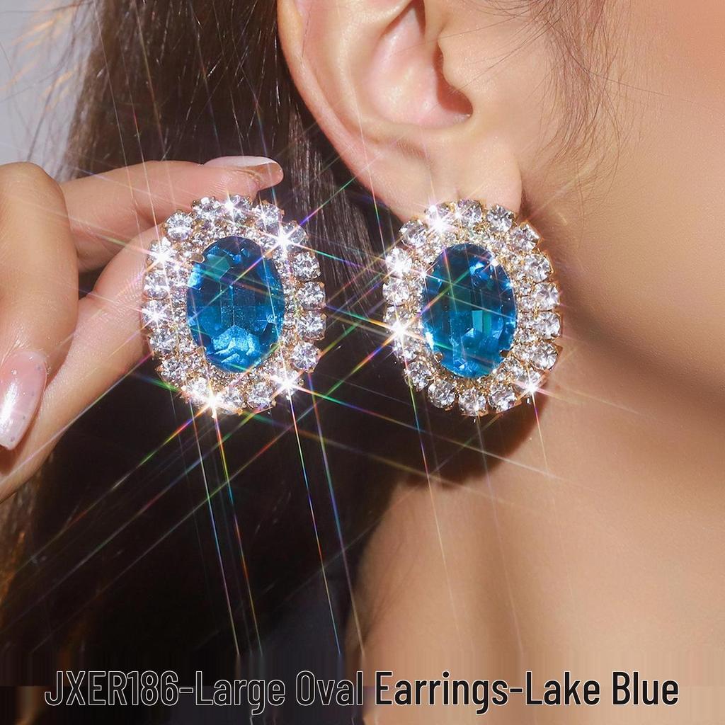 Exaggerated Geometric Heart Crystal Stud Earrings: Pink, Green, Black - Versatile Evening Ear Accessories