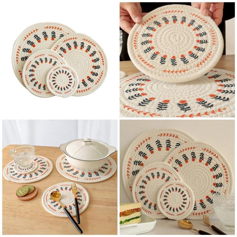 Set of 4 Use Friendly Round Tables Mats Portable Heat Insulated Tables Placemats Elegant Round Dining Cushion