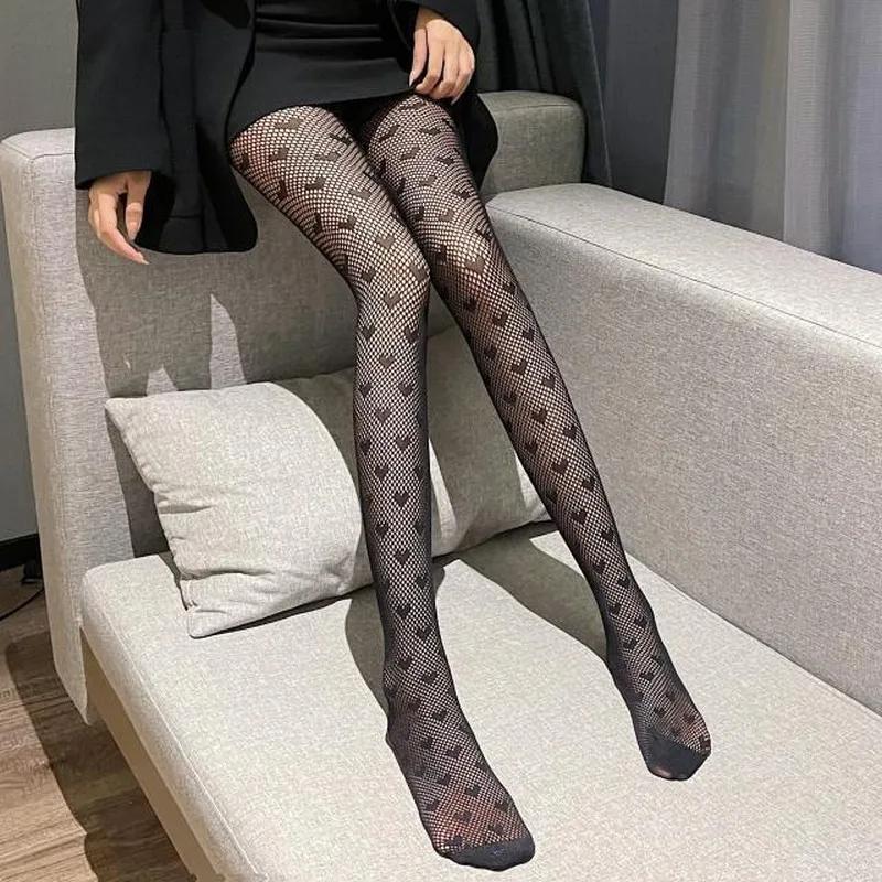 Hot Selling Sexy Women's Fishing Net Lace Mesh Heart Stockings Bottomed Pantyhose Hot Classic Tights Thigh High Waist Hosiery