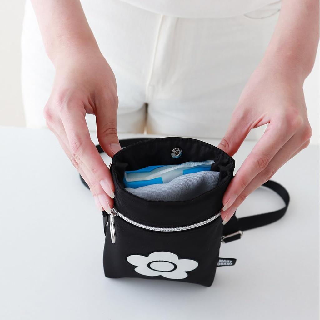 MARY QUANT Shoulder Pouch Smartphone Shoulder Pocket Plus 17cm x 10cm x (Black) Pouch, (Approx. 2cm) 000847-0001-02