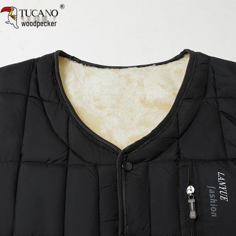 Men's Woodpecker Autumn/Winter Sleeveless Jacket - Middle-aged Dad's Thick, High-grade Cotton Vest.