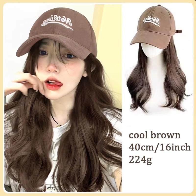 Kaffefarget baseballcap wave litt rullet parykk syntetisk fiberparykk for kvinner egnet for Halloween og julefester
