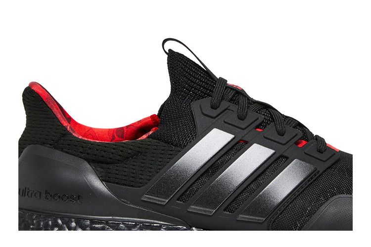Men's Sneakers adidas Ultra Boost DNA Lunar New Year (2022) Core Black/Core Black/Scarlet